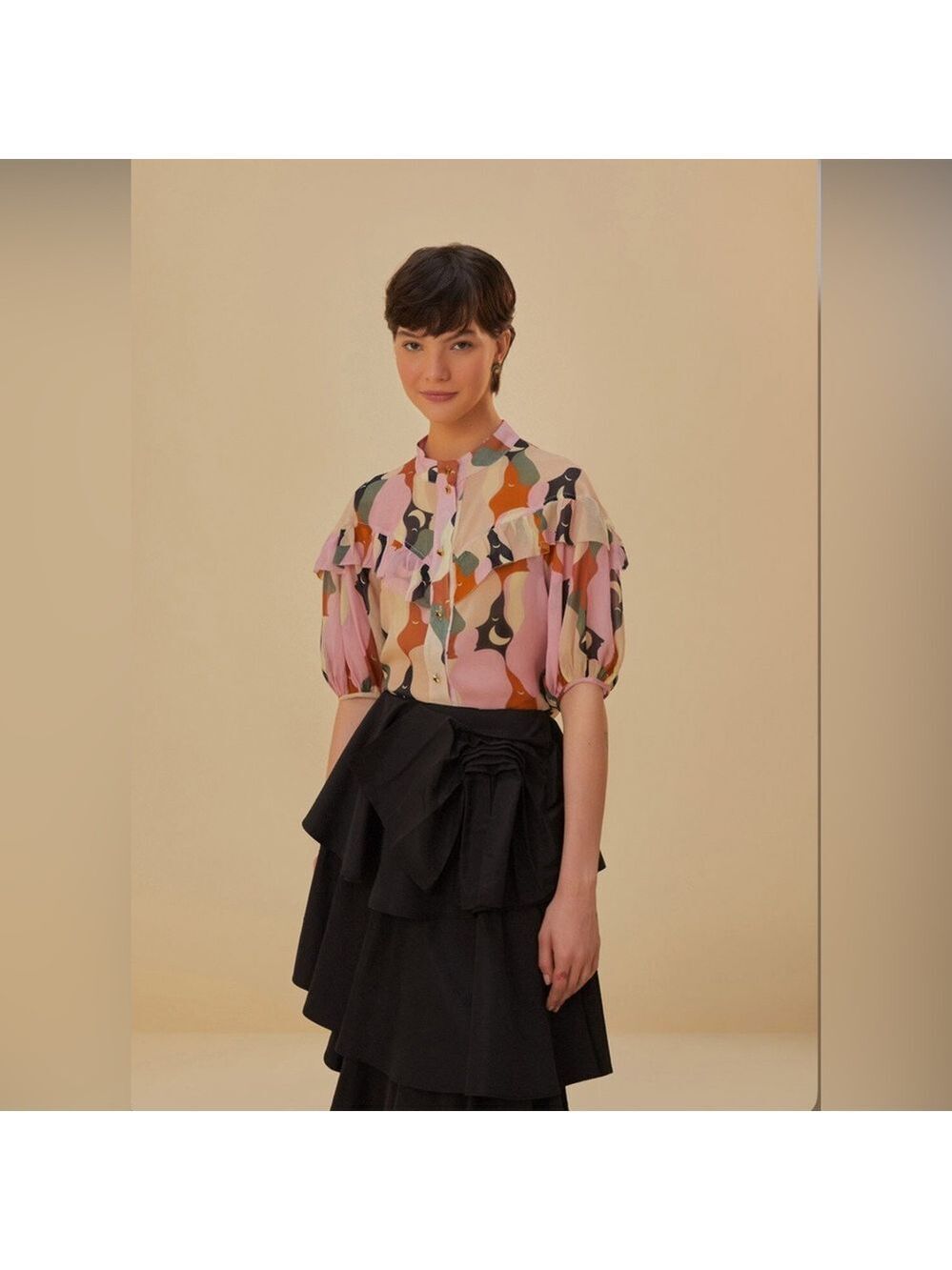 Farm Rio The Kiss Multicolor Short Sleeve Blouse
